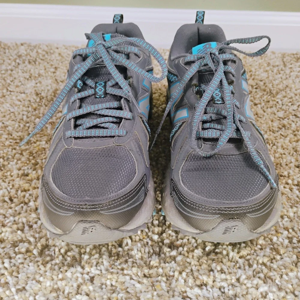 New Balance 410 V5 Womens Size 9.5 B Blue Running Lace Up Comfort Shoes Sneakers